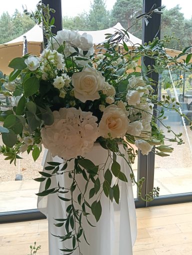 Modern venue flowers