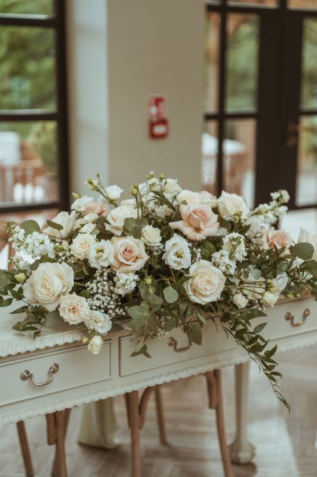 Woodlands Hotel wedding flowers